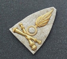 Fregio ricamato berretto