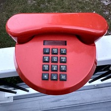 Telefono vintage retrò Northern Telecom arancione rotondo pulsante scrivania con cavo