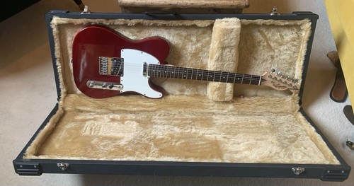 Squier fender telecaster - by,