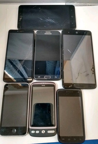 Lot smart phones - of, as-is