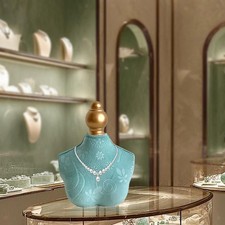 Manichino per collana