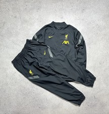 Giacca e pantaloni tuta Nike