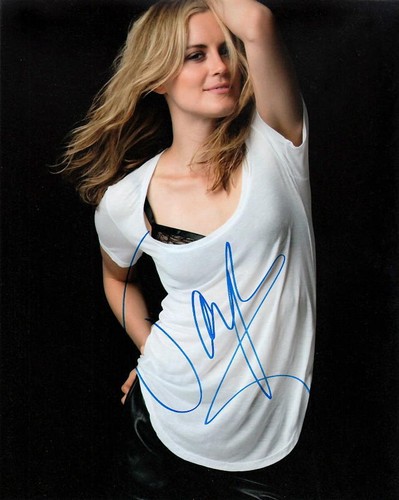 Taylor scellino sexy stunner - sexy,
