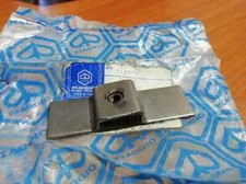 RACCORDO SUPPORTO CASSONE PIAGGIO APE  212579