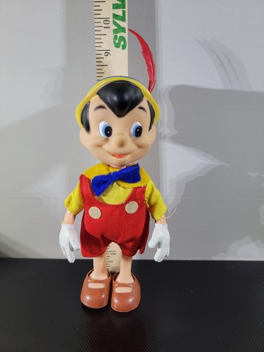 Bambola gomma e - 8, plastica