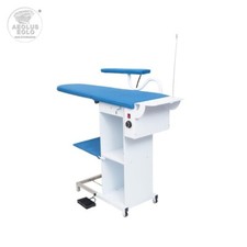 EOLO Tavolo stiro professionale Sistema stirante Ferro Vapore Stira maniche TS05