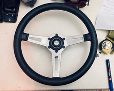 Volante epoca Momo GT modello M 20340 con clacson