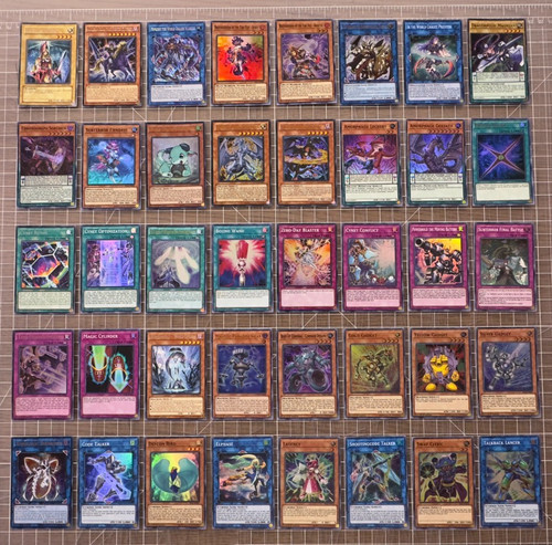 Lotto carte yugioh holo - 40,
