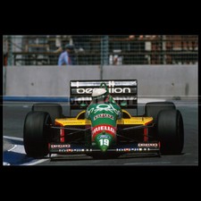 Photo A.005311 BENETTON B187