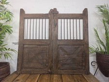 Vecchia coppia persiane porte