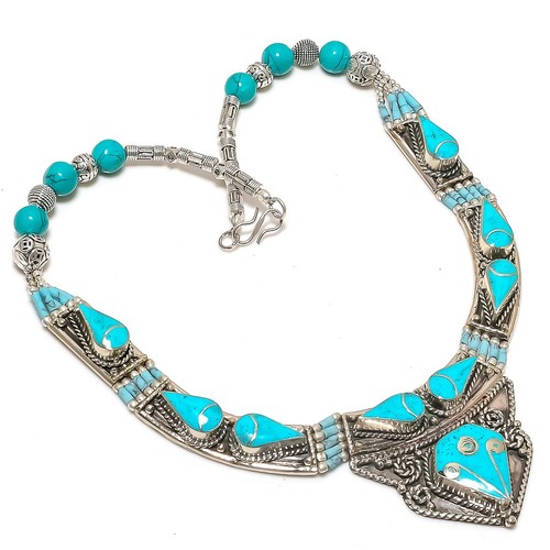 Collana con pietre - , preziose
