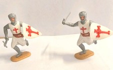 Coppia Soldatini Timpo Toys Cavalieri Crociati scala 1:32