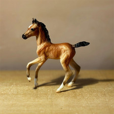 Breyer Classic | Light Bay