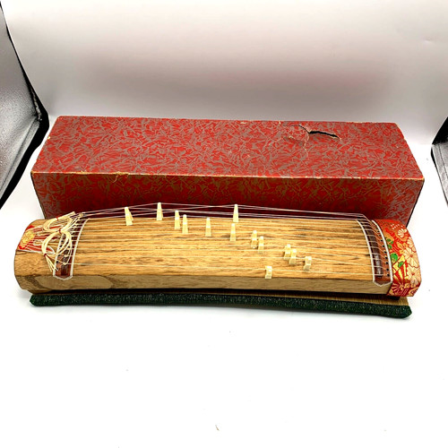 Koto strumento musicale