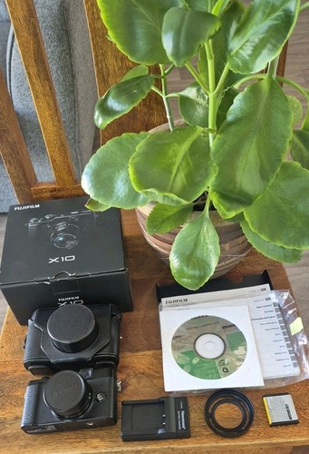 Fujifilm finepix series x10 - finepix,