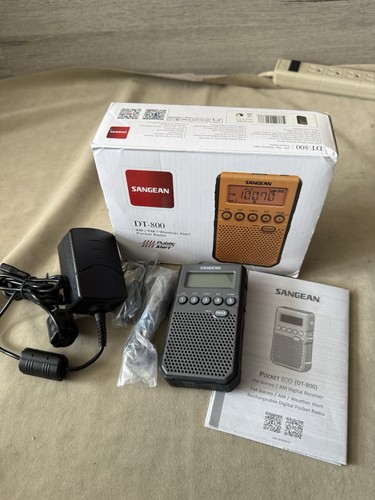 Radio tascabile ricaricabile