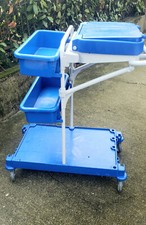 CARRELLO PULIZIE HOTEL COLORE AZZURRO E GRIGIO IN OTTIMO STATO
