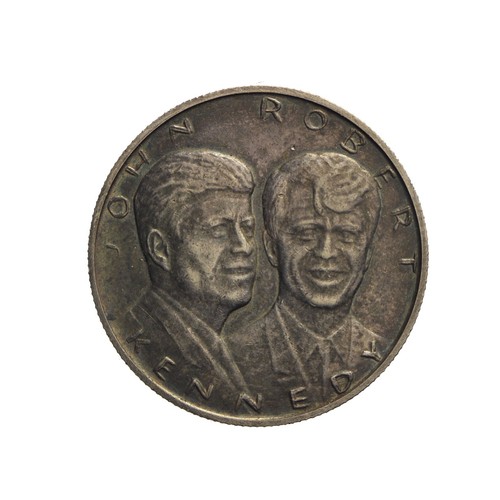 Medaglia john e robert - -,