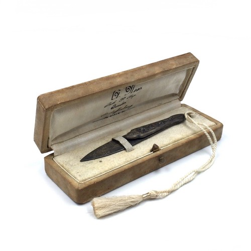 Antico coltello tagliacarte - , in