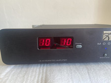 Amplificatore MOON by Simaudio