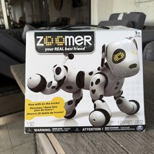 Spin Master Zoomer Robot