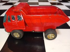 Camion con cassone ribaltabile