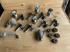 Stock rubinetti e materiale vintage cromato per idraulico