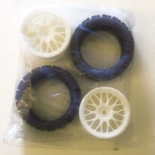 COPPIA DI RUOTE COMPLETE 1/10