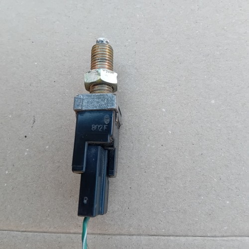 Interuttore luce stop freni - luce,
