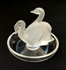 Lalique SCULTURA 2 Cigni in Amore CRISTALLO piatto x anello France FROSTED GLASS