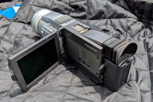 Panasonic gs300 3ccd minidv - panasonic,