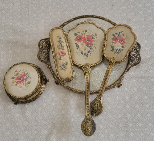 Ensemble toilette vintage - de,