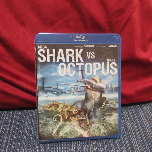 Mega shark giant octopus - mega,
