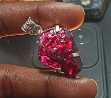 Ciondolo AAA naturale 80-90 ct