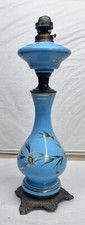Lampada a petrolio in opaline Azzurro, dipinta con Fiori grande Dimensioni