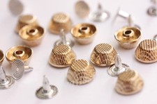 110pz borchie a cono tronco a