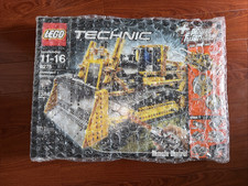 LEGO TECHNIC: Bulldozer