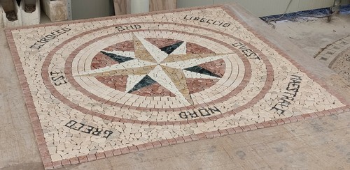 Mosaico marmo rete rosa - su,