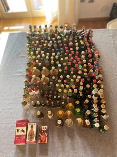 233 bottigliette liquori