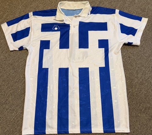 Maglia modello sportivo