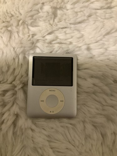 Apple ipod classic 4gb - classic,
