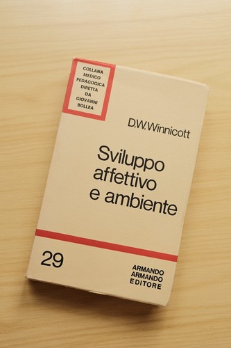 Donald winnicott sviluppo - winnicott,