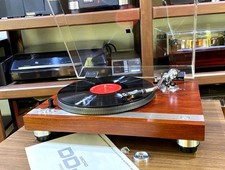 Giradischi MICRO SEIKI DD-5 con cartuccia Micro Headshell Micro Plus-1 testat...