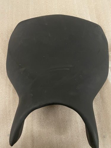 Sella pilota 749 999 originale