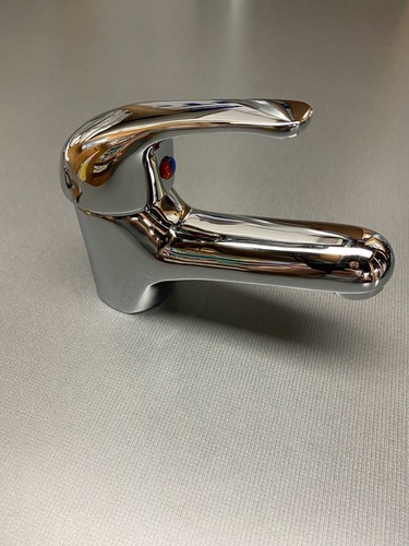 Rubinetto miscelatore lavabo