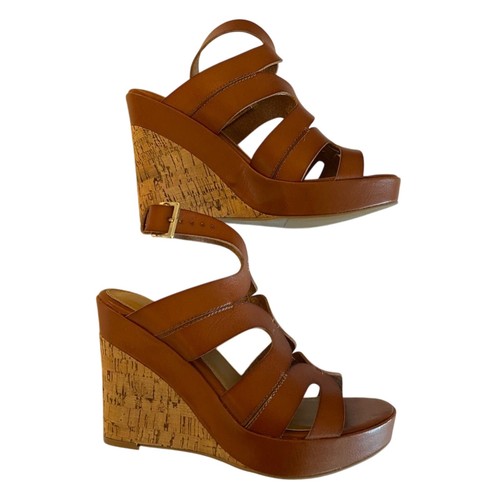 Materiale sandalo ragazza
