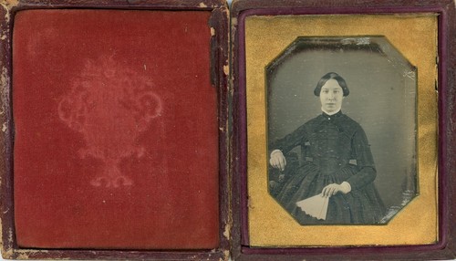 Ritratto giovane donna che - ritratto,