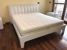 LETTO MATRIMONIALE IN LEGNO CON RETE E MATERASSO DORELAND - DESIGN MODERNO 