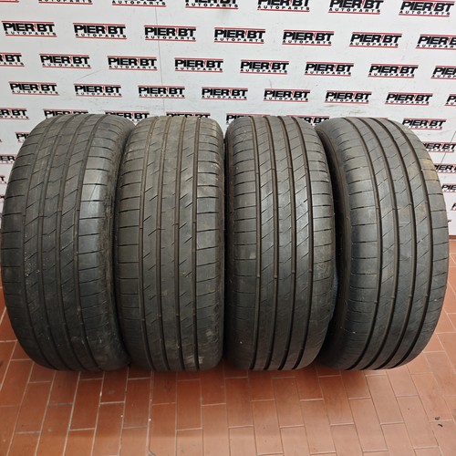 Pneumatici estivi 235 - 55, 19