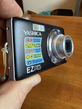 YASHICA EZ F12 fotocamera